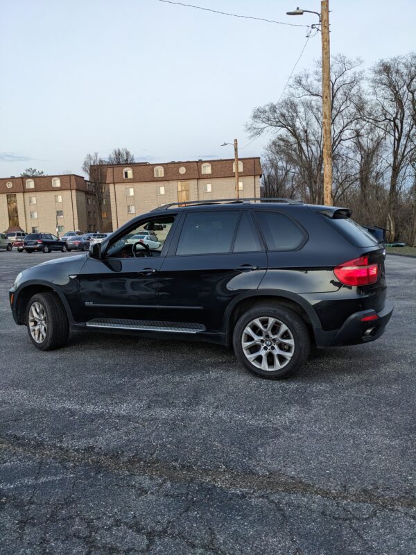 d2bbaf30-e728-48dd-9cfa-172bf6230ddc