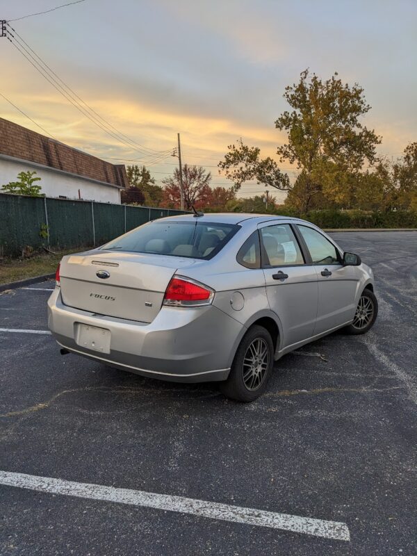 PXL_20251106_225315776