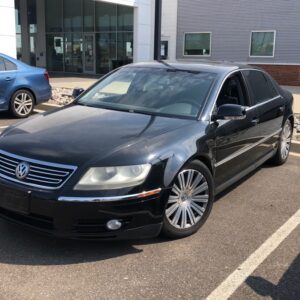 2005 Volkswagen Phaeton V8