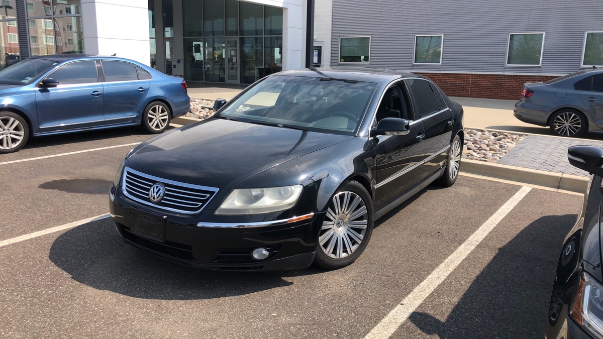 2005 Volkswagen Phaeton V8
