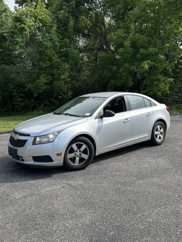 2012 Chevrolet Cruze 4-Door Sedan 1FL (Fleet)'s photo