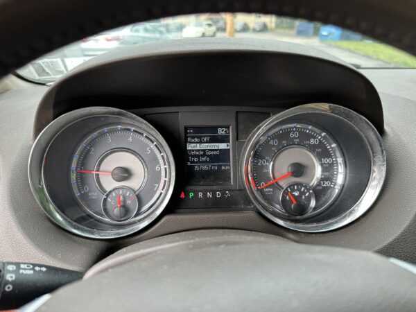 2012 Chrysler Town & Country Touring - Photo 14